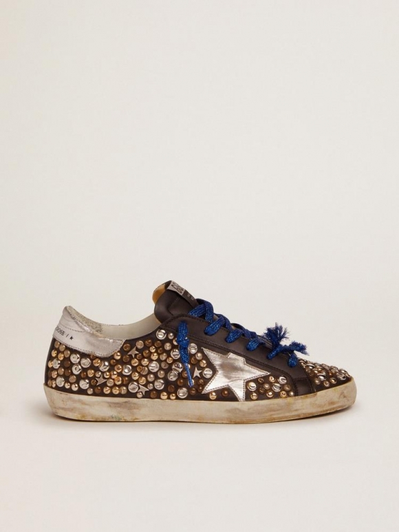 Super-Star sneakers in black leather with hammered studs and silver laminated leather star